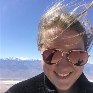 Meet your Posher, Pamela